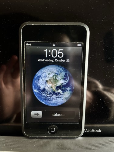 Apple ipod touch 1st - ipod, gb